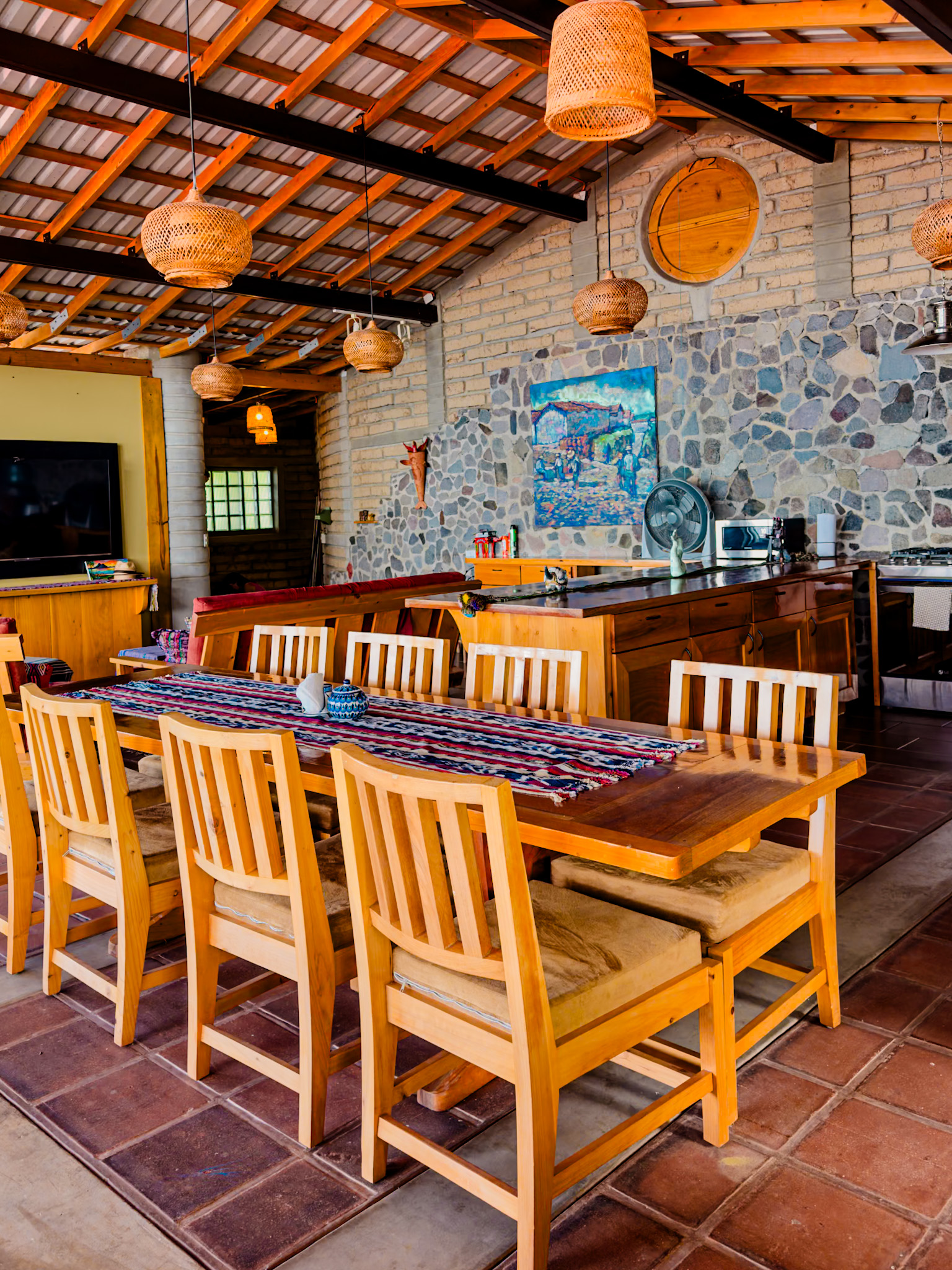 Dining 2 One of a kind 5 volcanoes view for sale Santa Cruz La Laguna