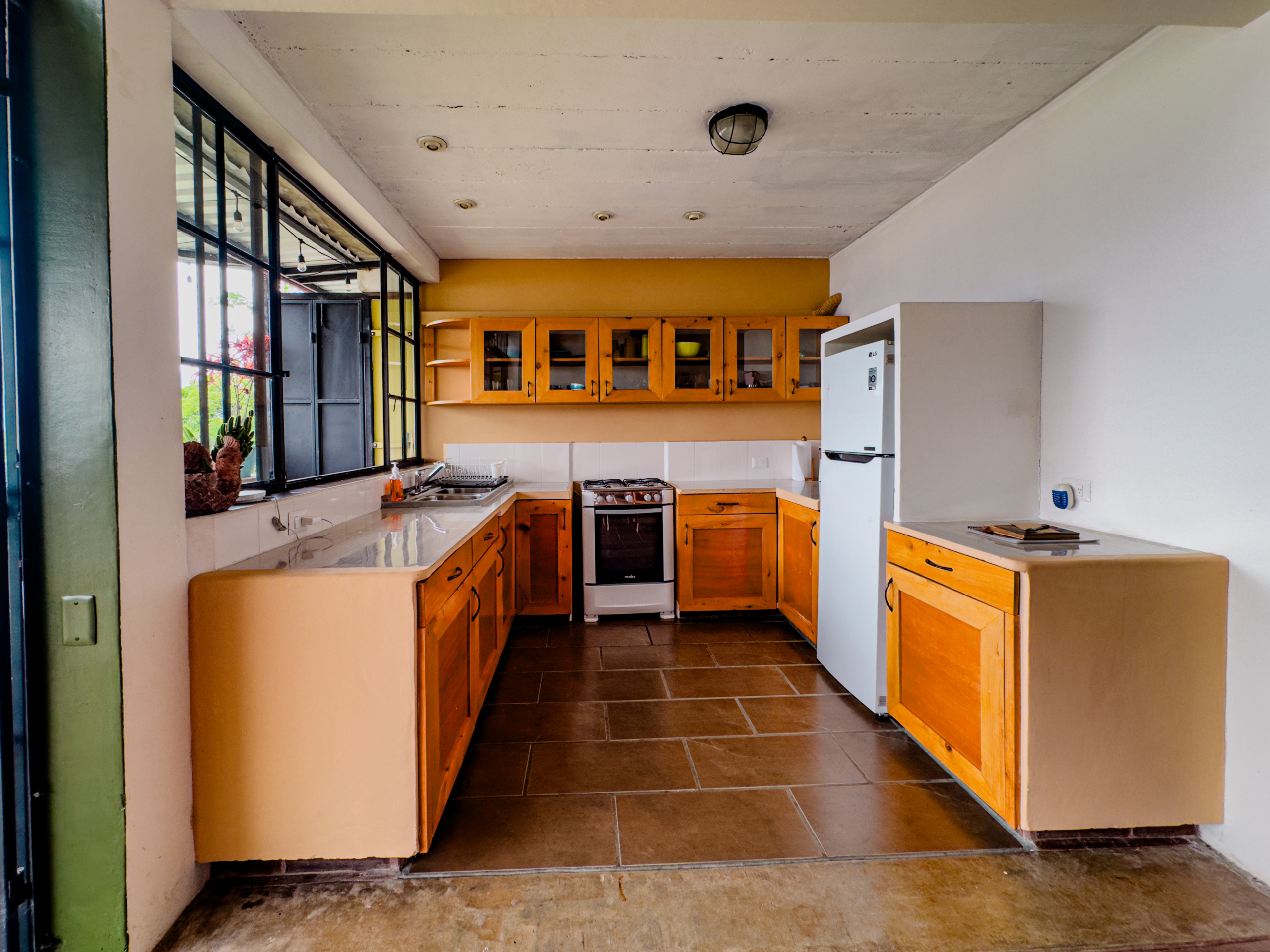 Kitchen 3 One of a kind 5 volcanoes view for sale Santa Cruz La Laguna