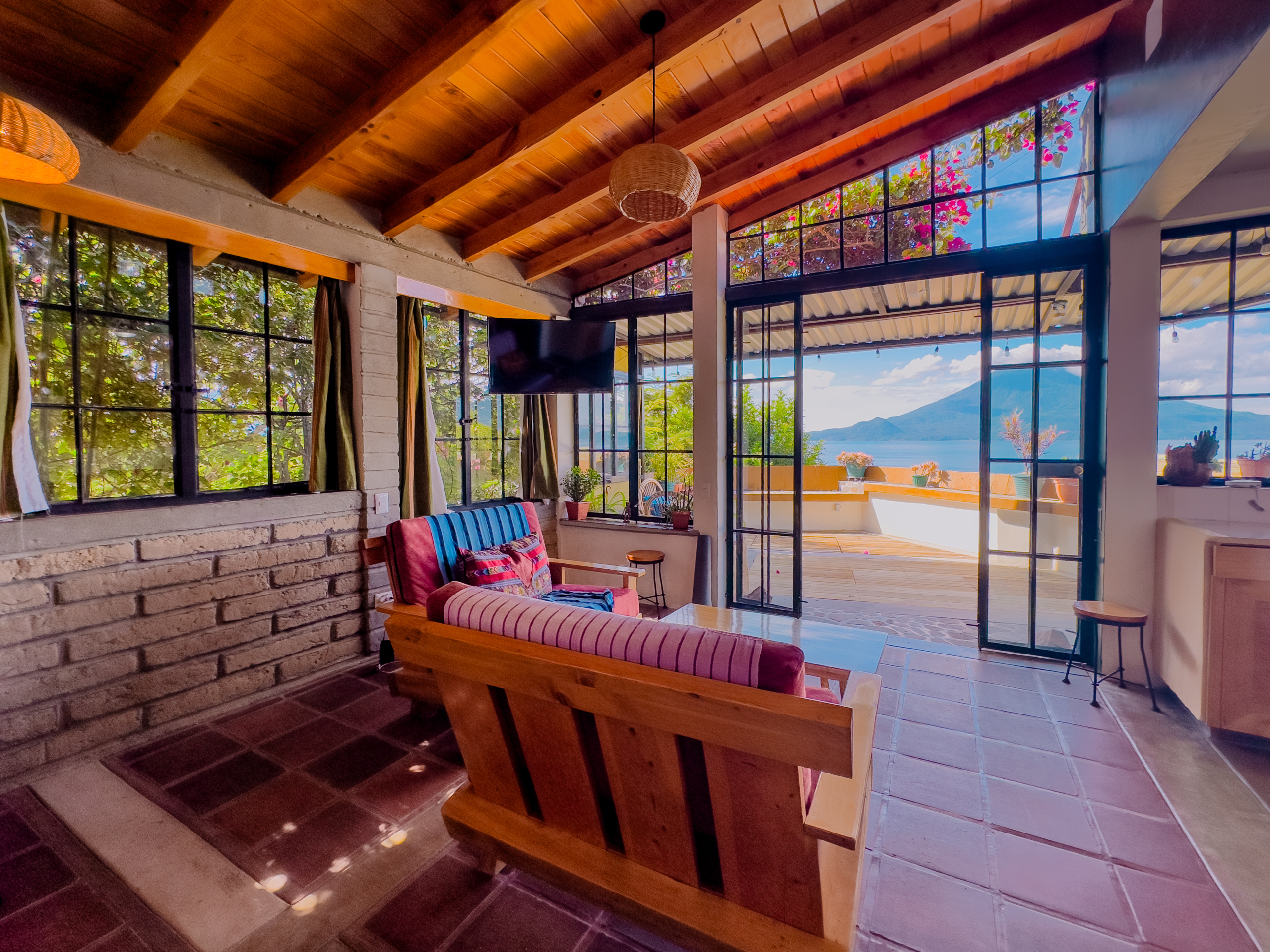 Living 8(1) One of a kind 5 volcanoes view for sale Santa Cruz La Laguna