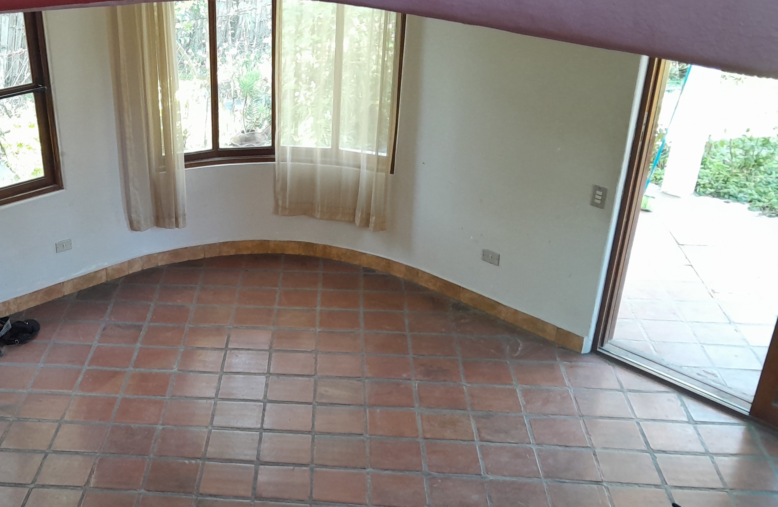 Waterfront Renovation Opportunity Outside Santiago Atitlán for sale