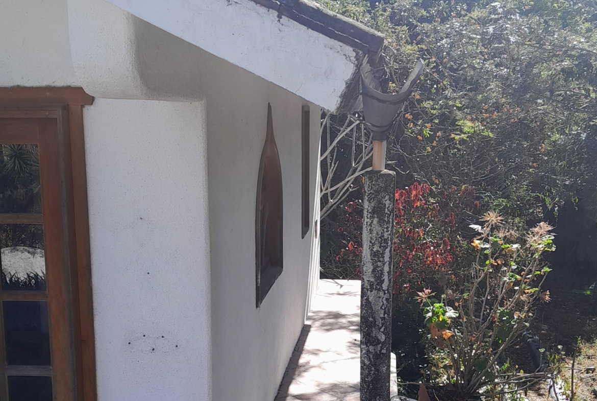 Waterfront Renovation Opportunity Outside Santiago Atitlán for sale