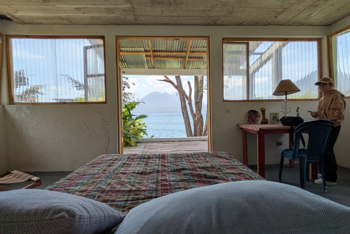 Best views 2 units, waterfront, great income