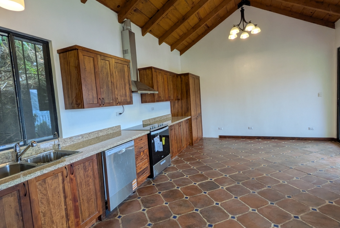 New house, volcano and lake view close to San Marcos La Laguna