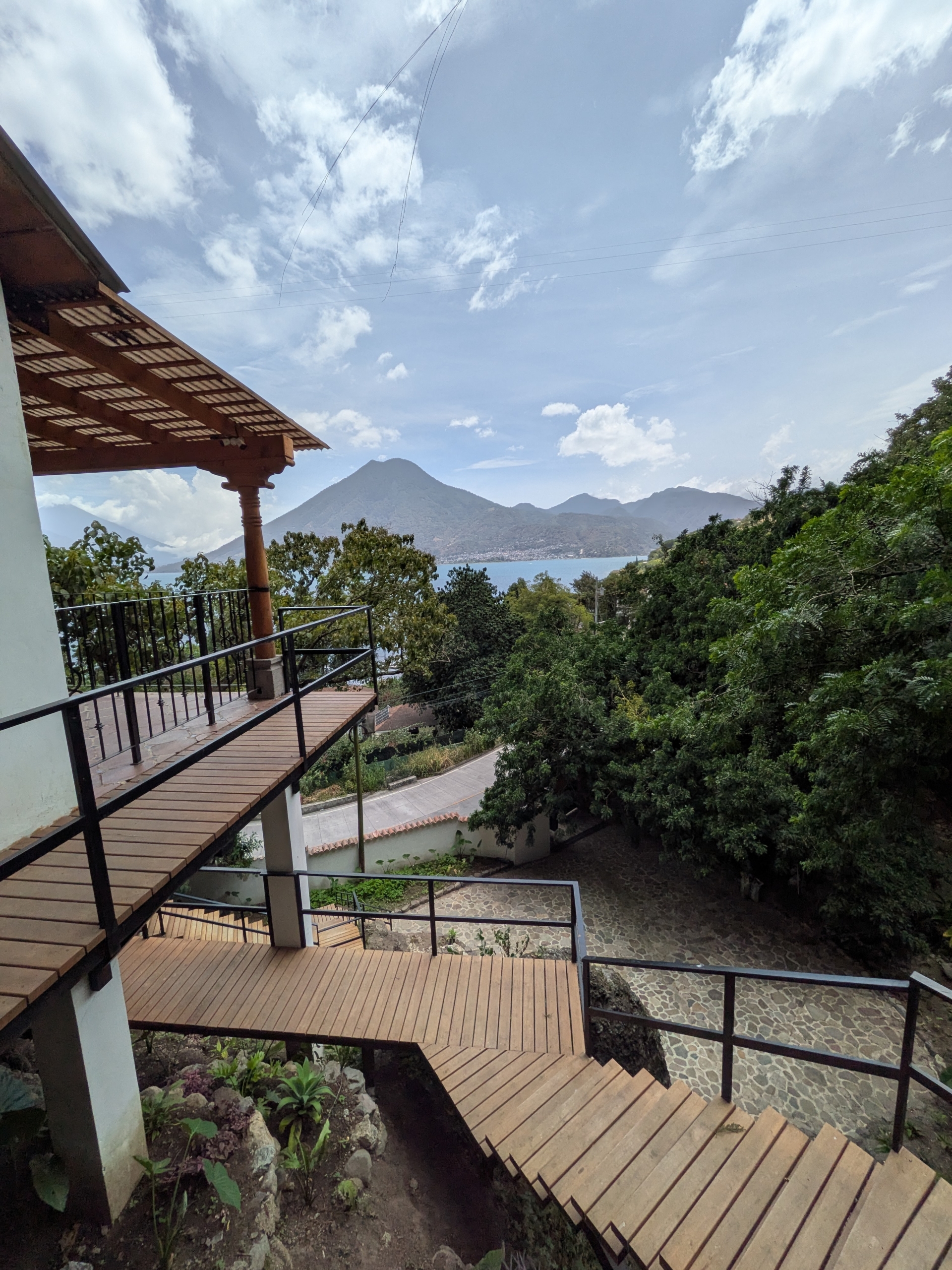 Scott view san pedro New house, volcano and lake view close to San Marcos La Laguna