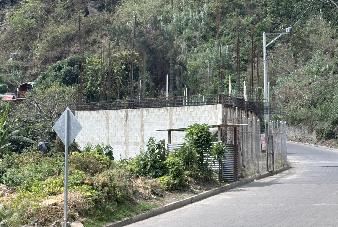 Commercial building with strong potential to finish for sale