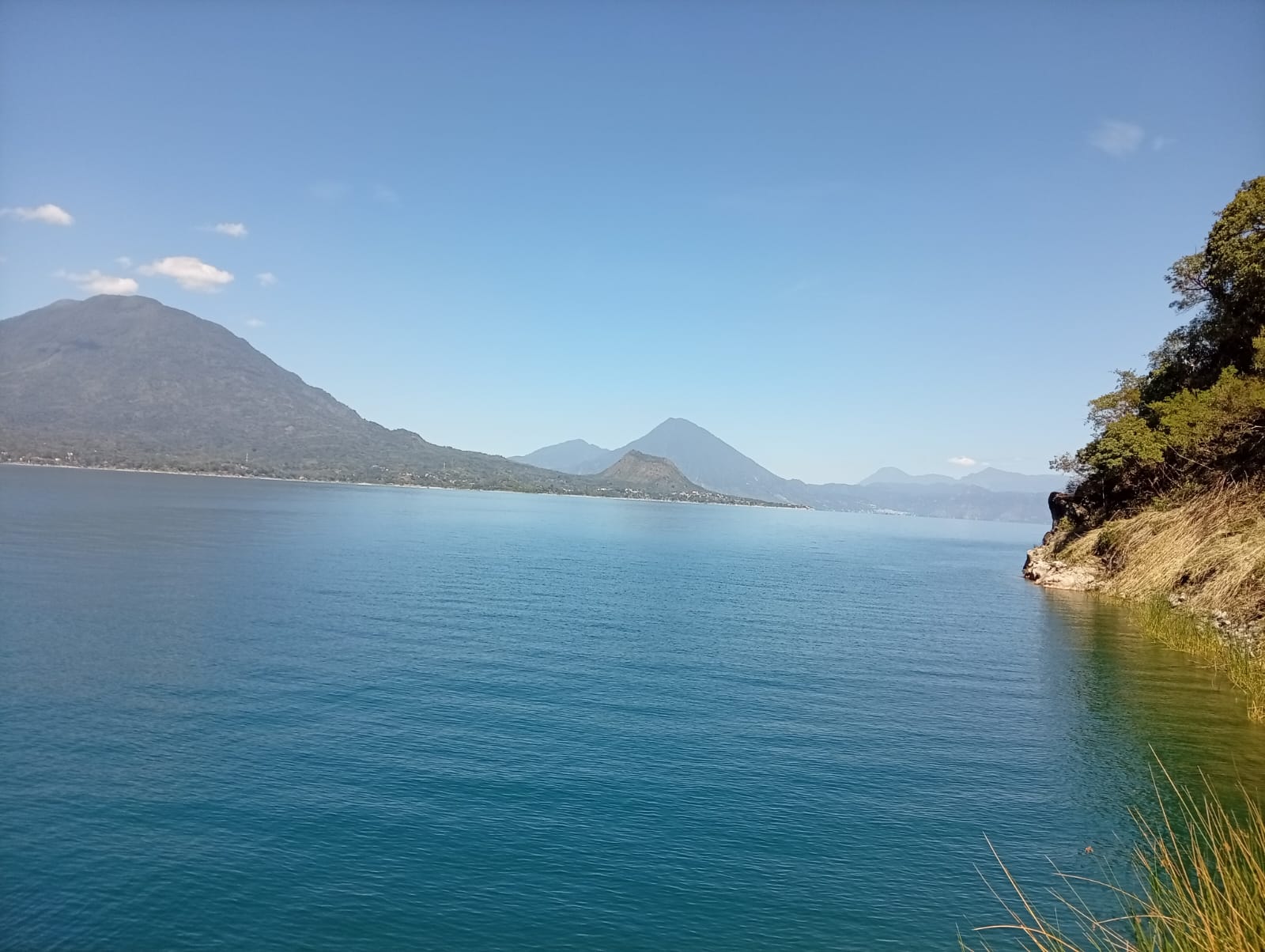 Waterfront lot with car access, prime sector for sale
